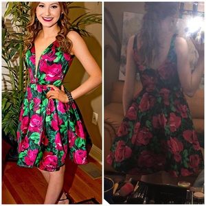 Short homecoming/prom dress